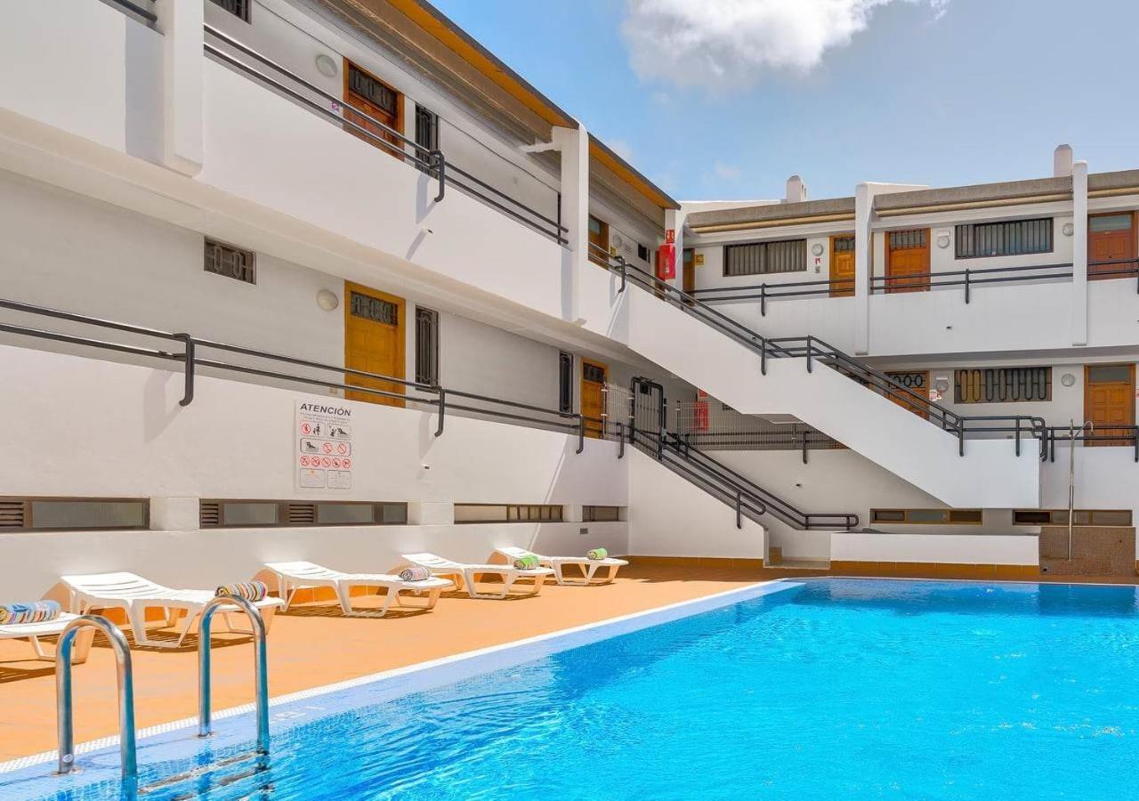 Stylish Flat And Pool With 3 Rooms, Sleeps 6, Los Cristianos Los Cristianos  Dış mekan fotoğraf
