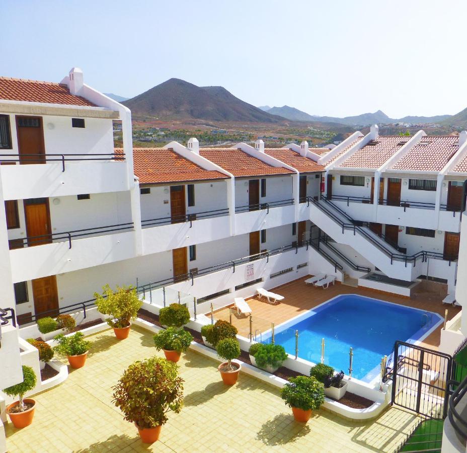 Stylish Flat And Pool With 3 Rooms, Sleeps 6, Los Cristianos Los Cristianos  Dış mekan fotoğraf